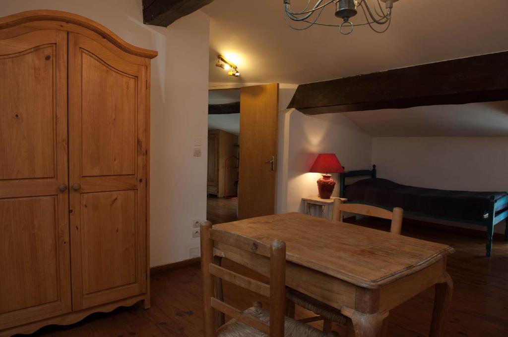 Domaine Bellelauze Hotel Bouriège Szoba fotó