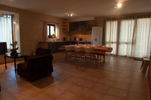 Domaine Bellelauze Hotel Bouriège Szoba fotó